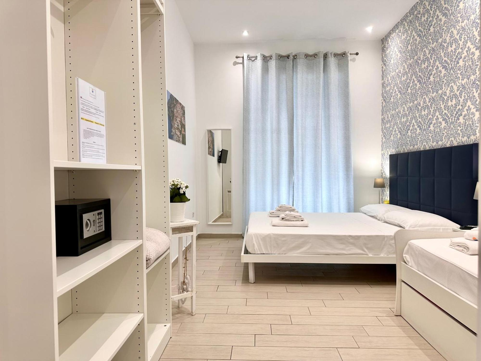 Lungomare Rooms Кастеламаре ди Стабия Стая снимка